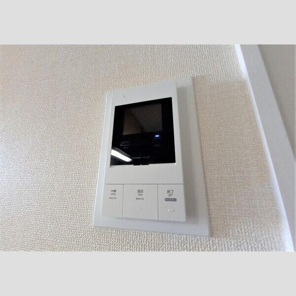 愛宕ビューハイツ303号室 モニター付きインターホン