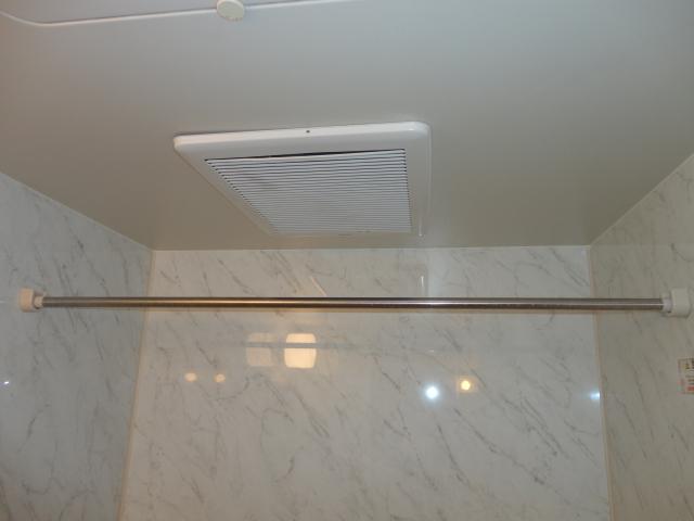 グリーンヒルズ301号室 浴室乾燥機