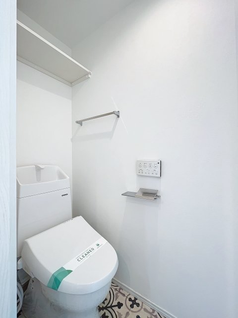 ソルナクレイシア巣鴨2階 トイレ