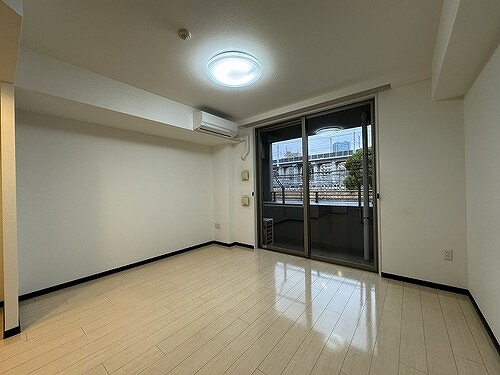 ライオンズ東十条ステーションプラザ 洋室　別角度　※2024年2月の写真