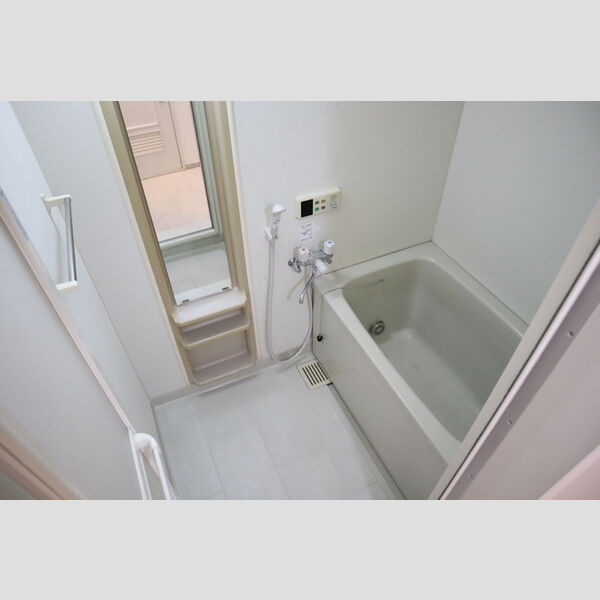 グリーンパークマルオカ307号室 浴室