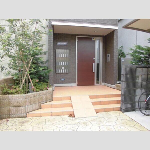 グランペール豊洲 エントランス