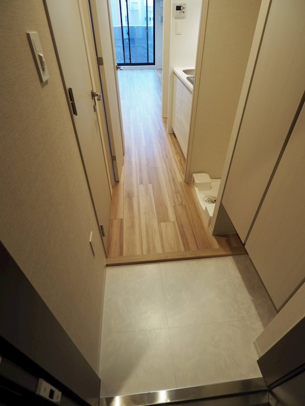 ワンルーフレジデンス上野御徒町3階 玄関