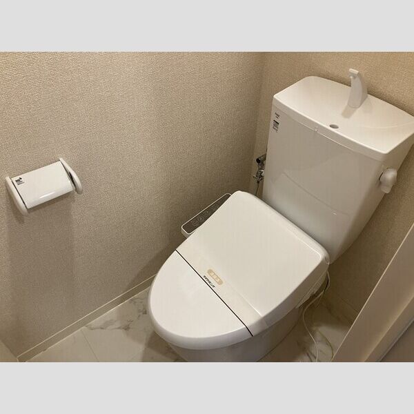 ウェルセッジ請西　Ⅱ103号室 温水洗浄暖房便座