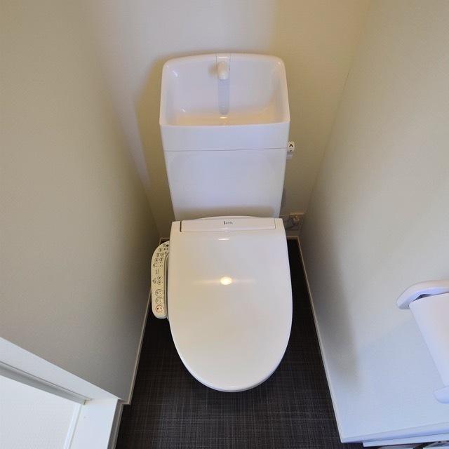 祖師谷アパートメントE3階 トイレ