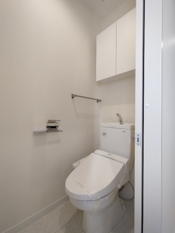 ソルナクレイシア平和台1階 トイレ