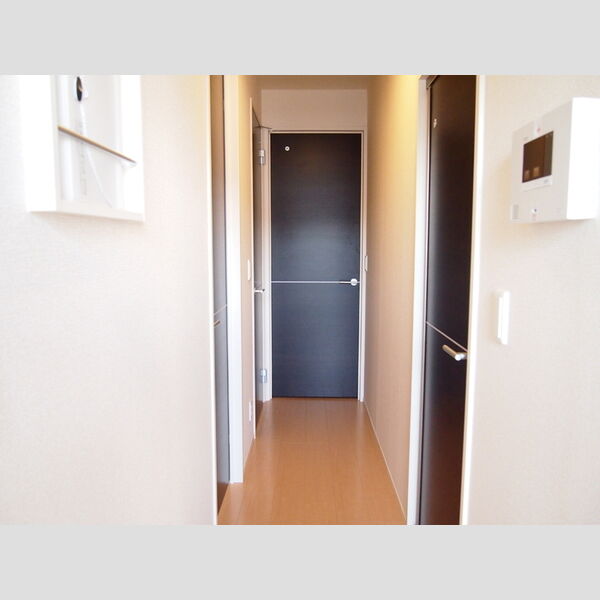未来樹(ゆめのき)　弐号棟壱101号室 玄関