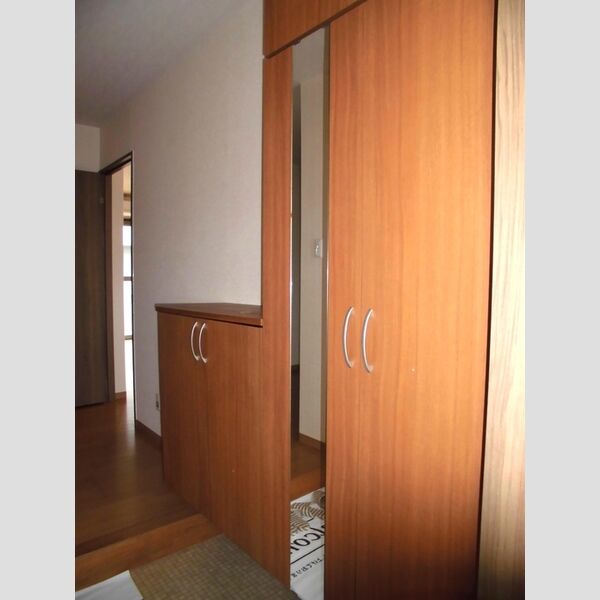 和光市本町貸住宅 玄関