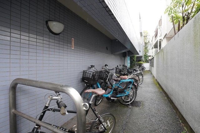菱和パレス大森西3階 駐輪場