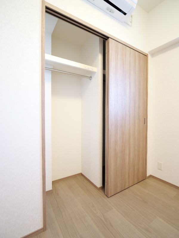 プレジオ川口ASIAN4階 収納