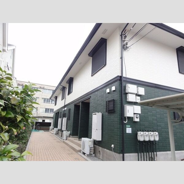 プレジオ102号室 外観