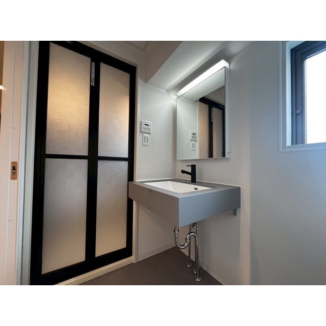 オーパスホームズ白山0903号室 内観