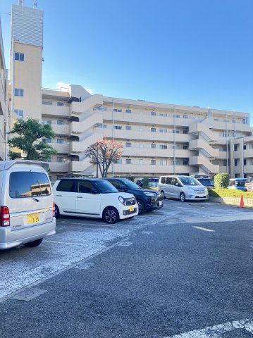 プライムアーバン武蔵小金井219号室 駐車場