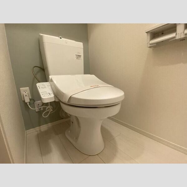 セレスティア北烏山207号室 207号室トイレ