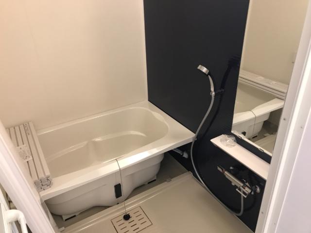 バリーズ弐番館101号室 バス