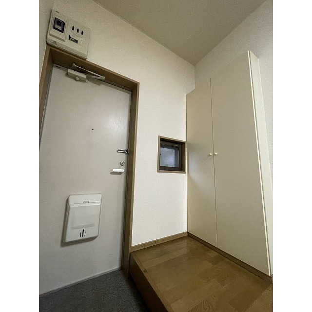 レーベンハイム多摩 玄関