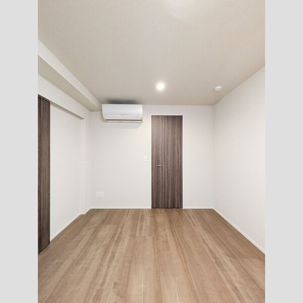 サンジョイアゼロ711号室 洋室5.7帖④