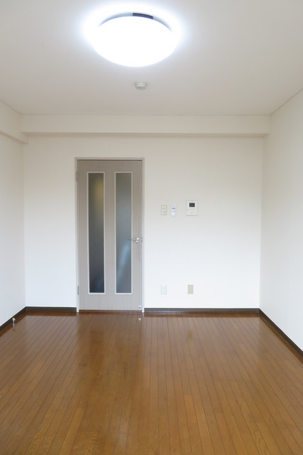 ヴェルデ梶が谷3階 洋室です