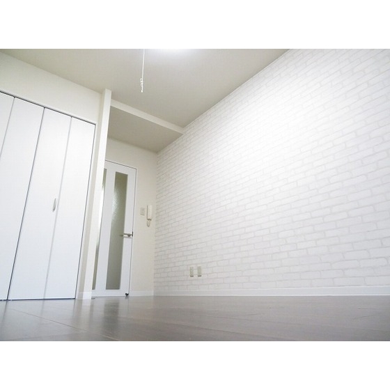 ヴィオレッテ王子0204号室 居室