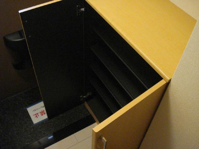 ＧＵＮ’ｓ　Ｈｏｕｓｅ　-ガンズ ハウス- 下駄箱