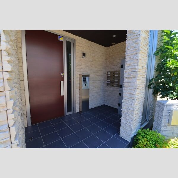 キャッスル西大宮 エントランス