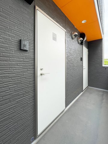 CRASTINE新百合ヶ丘 玄関