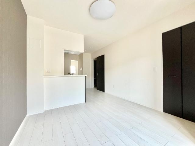 ＲＵＢＥＬＵＳＯ（ルベルソ）203号室 リビング