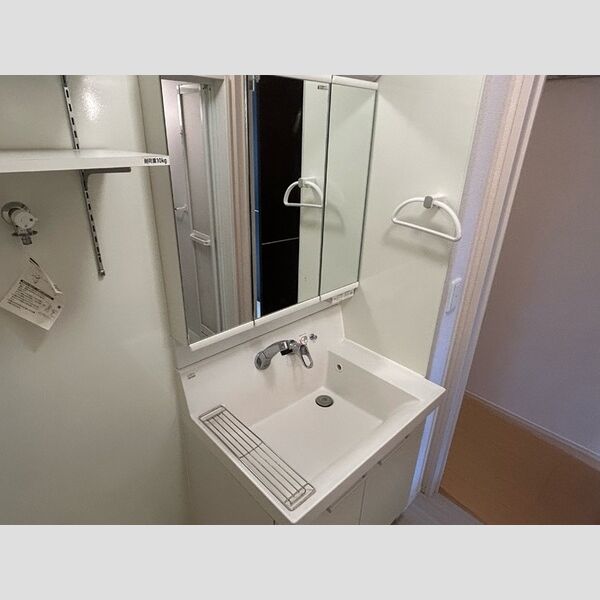 エスポアⅡ101号室 洗面