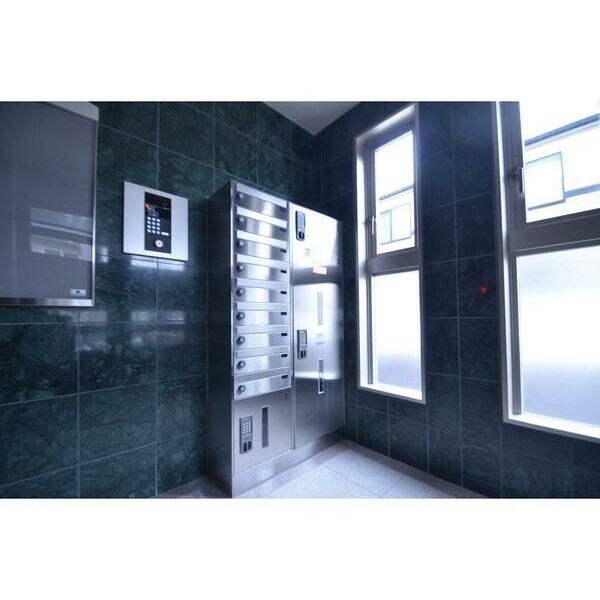 ジェメリフェリオ武蔵野N エントランス