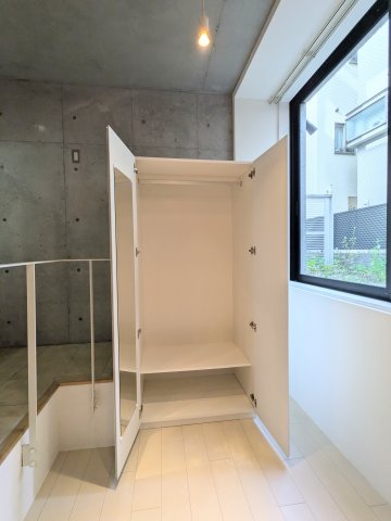 エクサム初台0303号室 収納