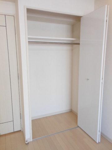 グランド・ガーラ神田 クローゼット