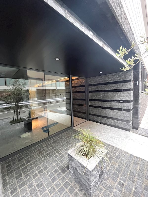 GRAND青葉台Ⅱ2階 エントランス