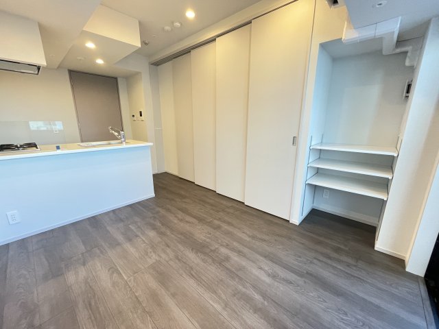 SYFORME OMIYA503号室 ※1403号室参考写真です（カラータイプが異なる場合がございます）