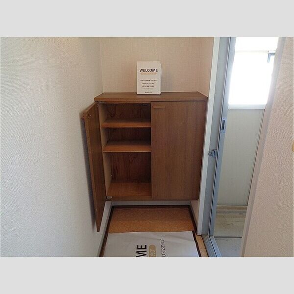 サンライズコーポ森　B 下駄箱