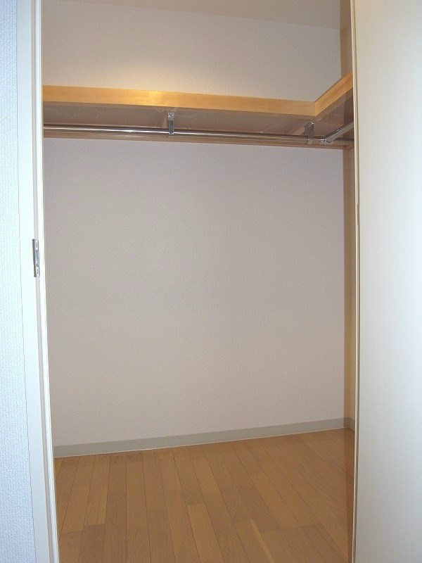 ラフィネＳ国分寺 収納