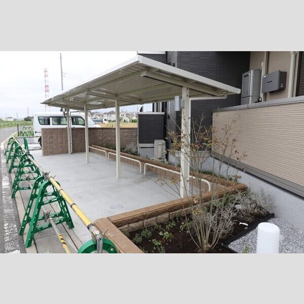 ムーンダスト美園 駐輪場