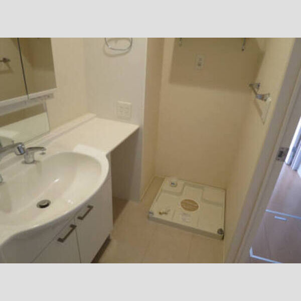 ウィット八柱101号室 101 洗面所