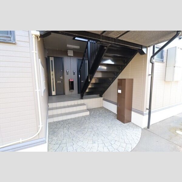 サンライズ　F102号室 ホール　宅配ボックスあり