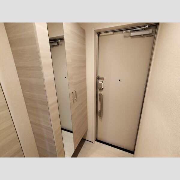 D-ROOM　IGODAI206号室 玄関