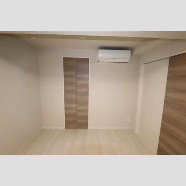 サンジョイアゼロ407号室 洋室5.7帖