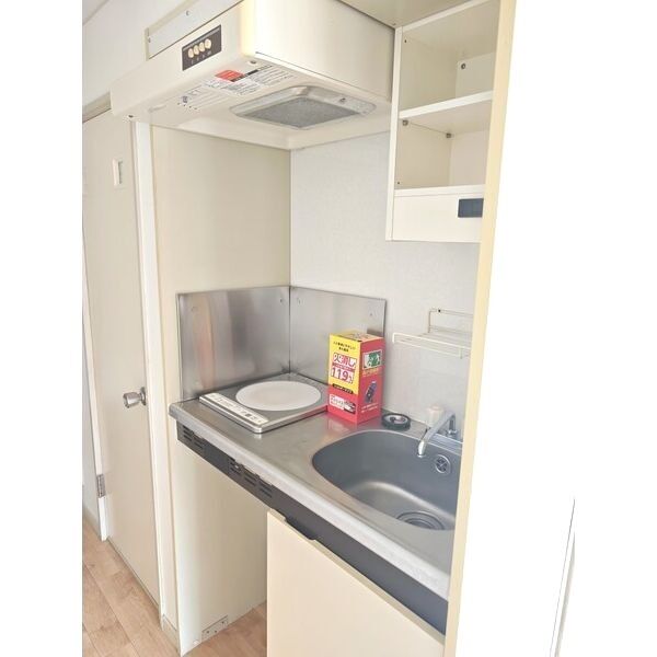 リアルヒルズ辻堂新町 キッチン