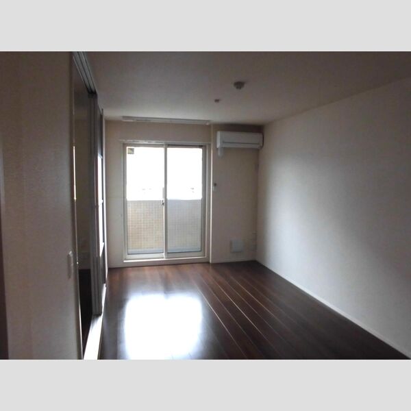 プライムフラット 303　LDK