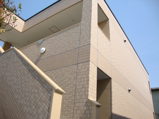 セリオラ湘南 外観写真（昼）