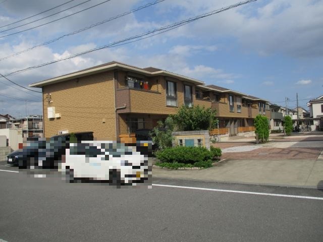 コンフォートグレイスＣ2階 外観