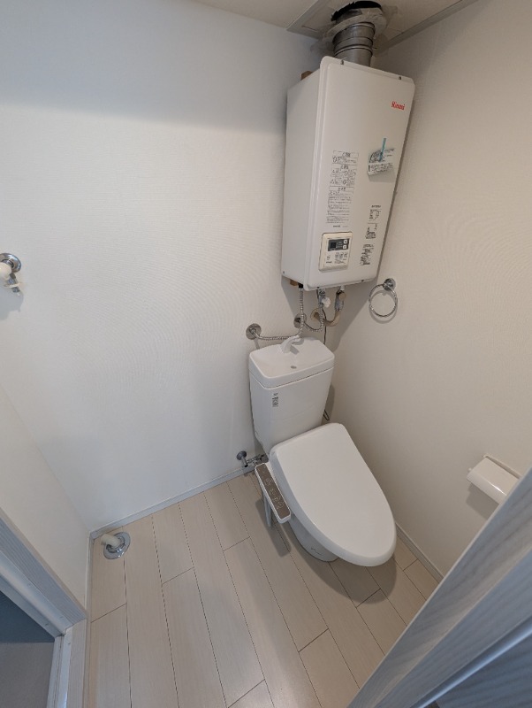 CREAL王子North5階 室内洗濯機置場