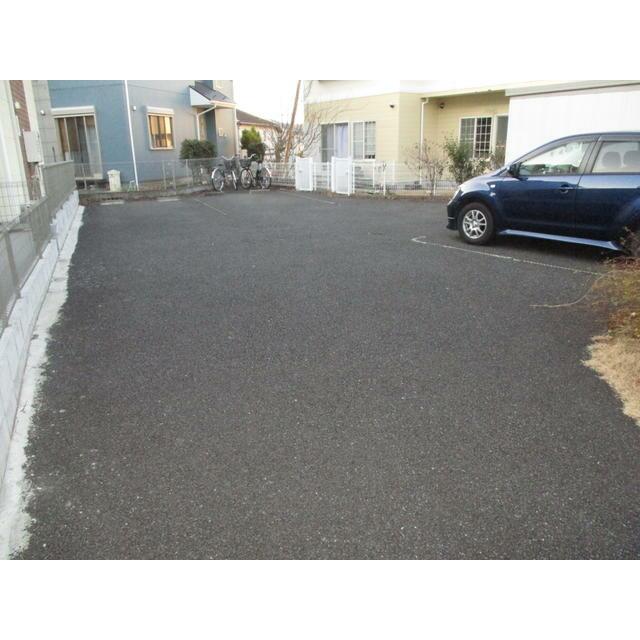 金井ビューヒルズ第二 駐車場