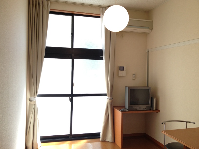 レオパレスアミー 外観