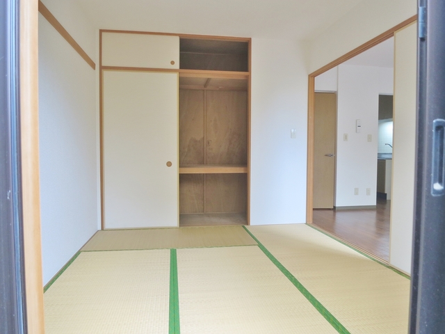 ファミーリェ二俣川0302号室 和室　※別号室の参考写真です(現況優先・仕様違いの場合あり)