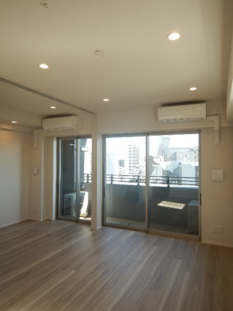 ガーラ・アヴェニュー浅草 居間です