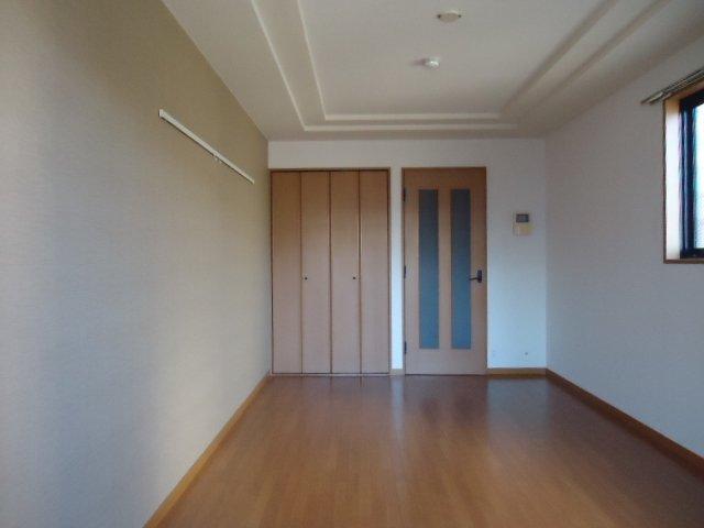 新道ハイツ 室内